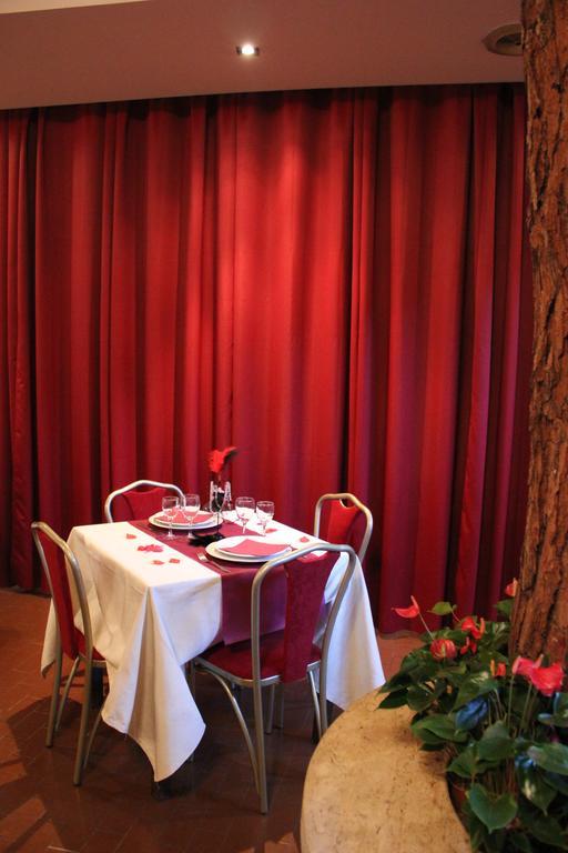 Hotel Romulus Ngoại thất bức ảnh