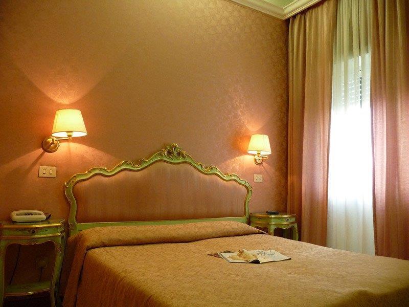 Hotel Romulus Phòng bức ảnh
