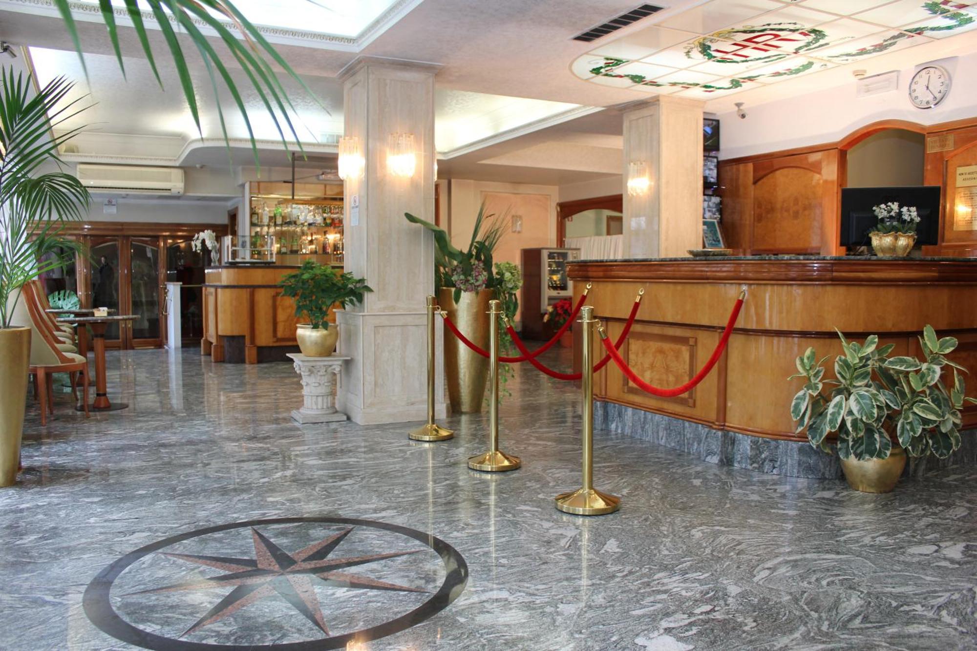 Hotel Romulus Ngoại thất bức ảnh