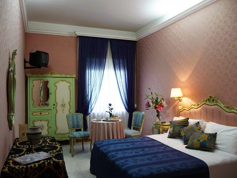 Hotel Romulus Phòng bức ảnh