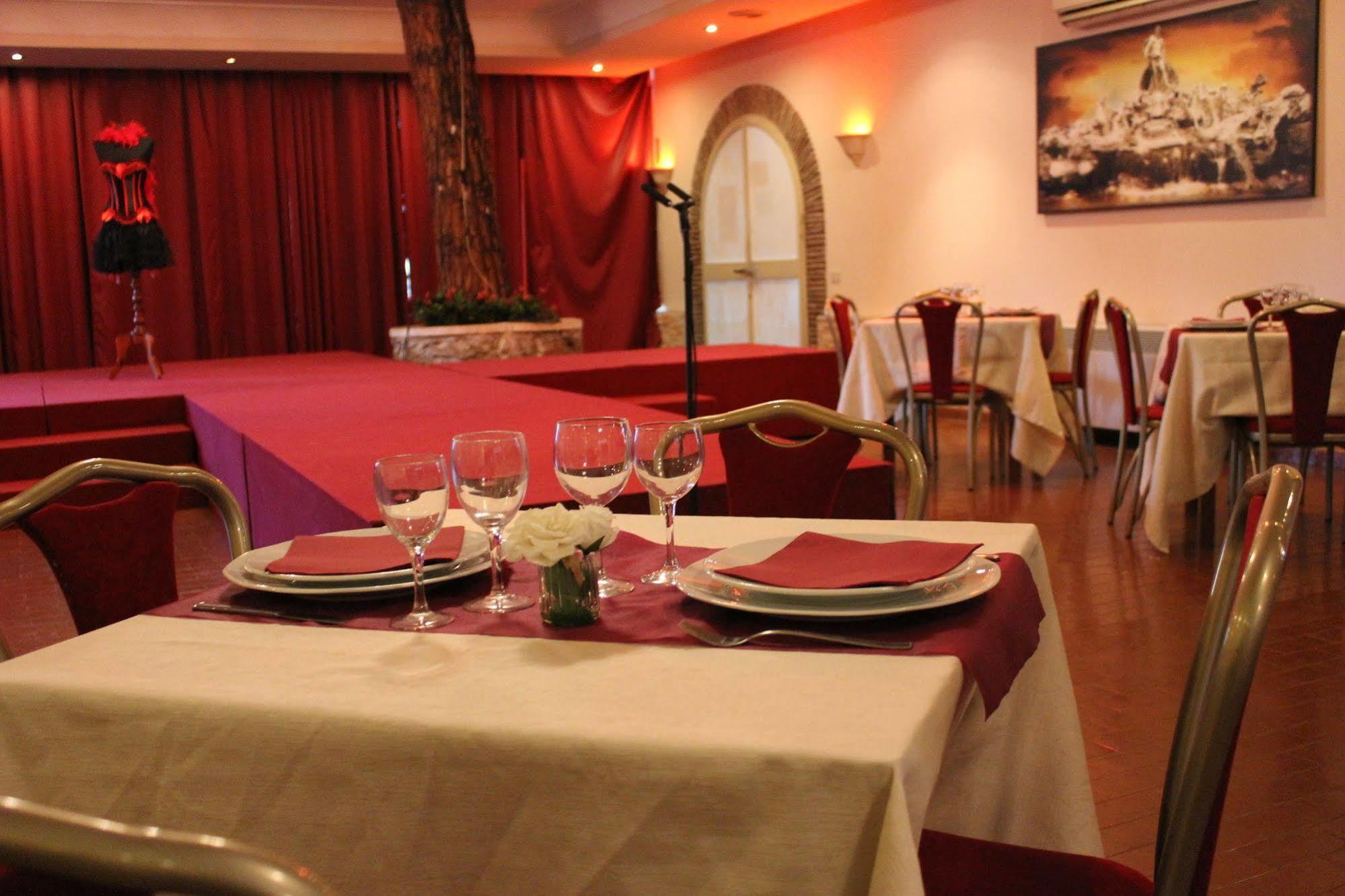 Hotel Romulus Ngoại thất bức ảnh