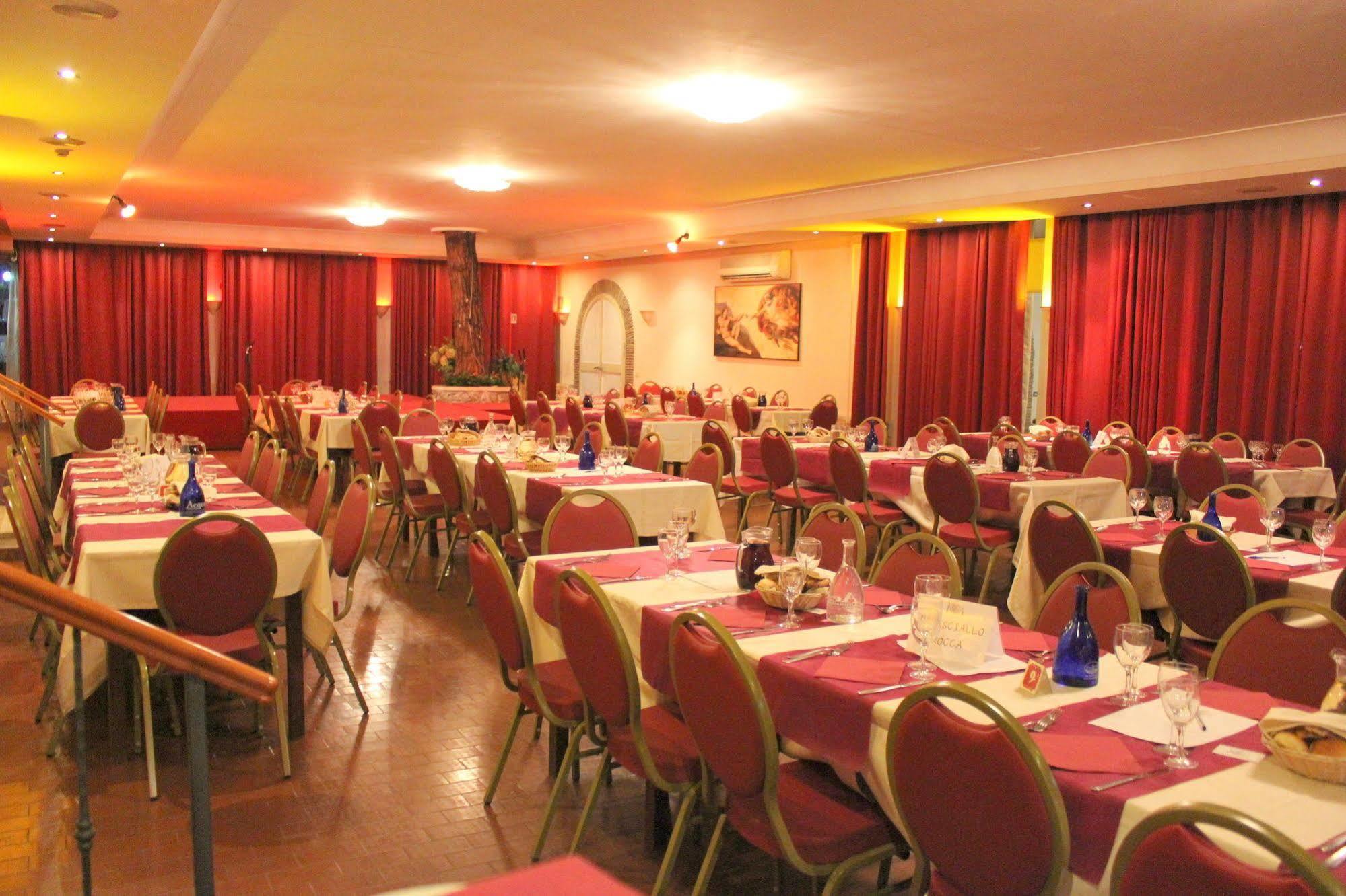 Hotel Romulus Ngoại thất bức ảnh